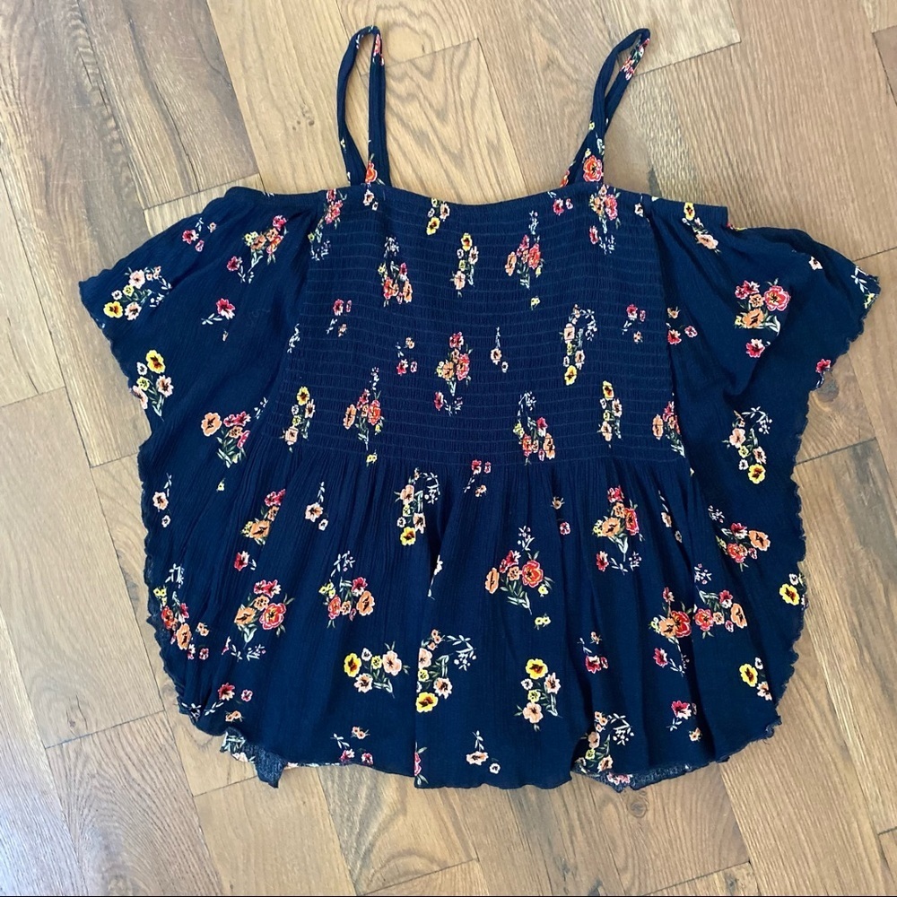 Xhilaration Blue Floral Ruffle Top Size Large 11-13